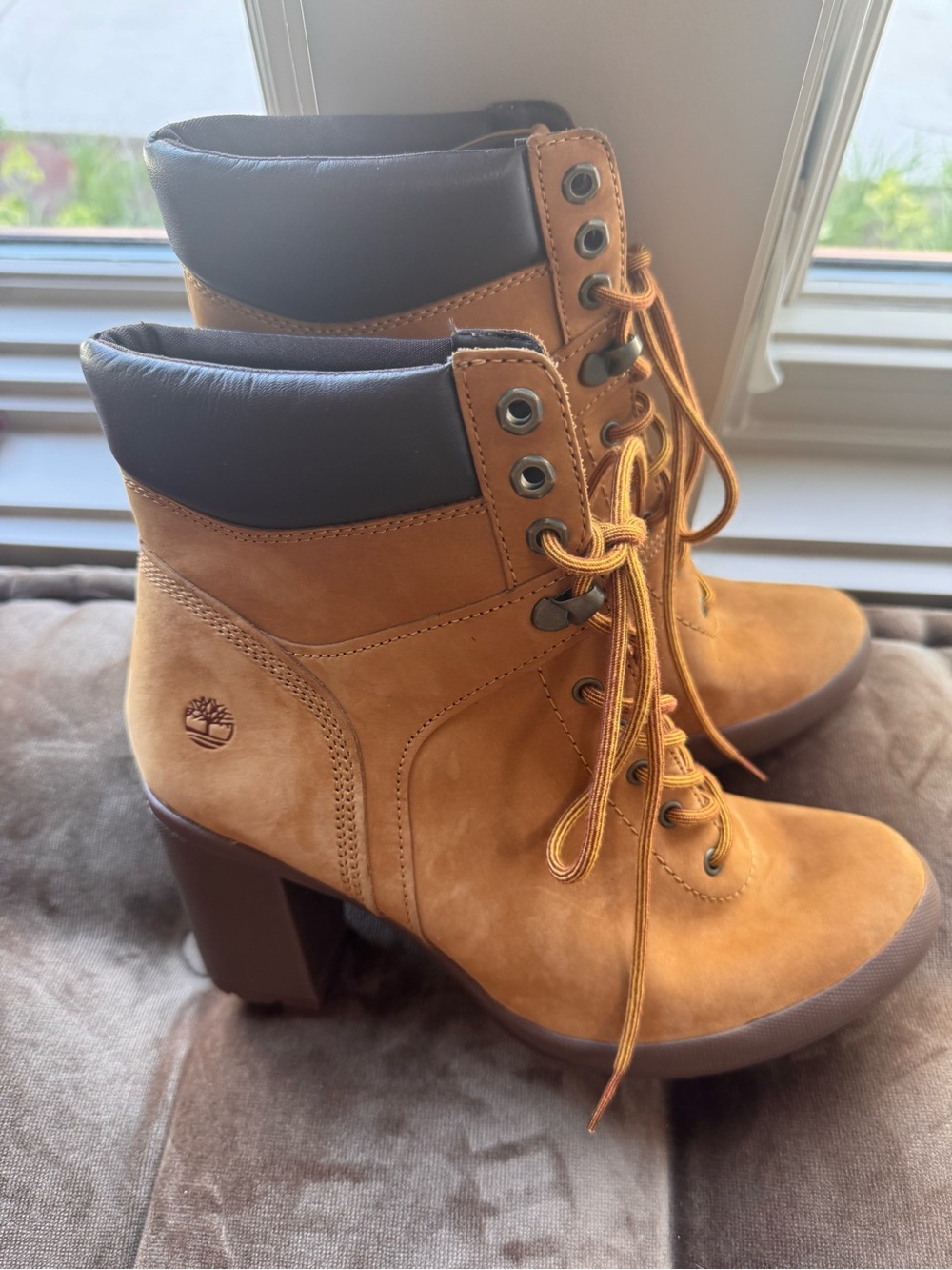 Timberland Camdale Field High Heel Ankle Boots Tan Suede Women’s 9.5